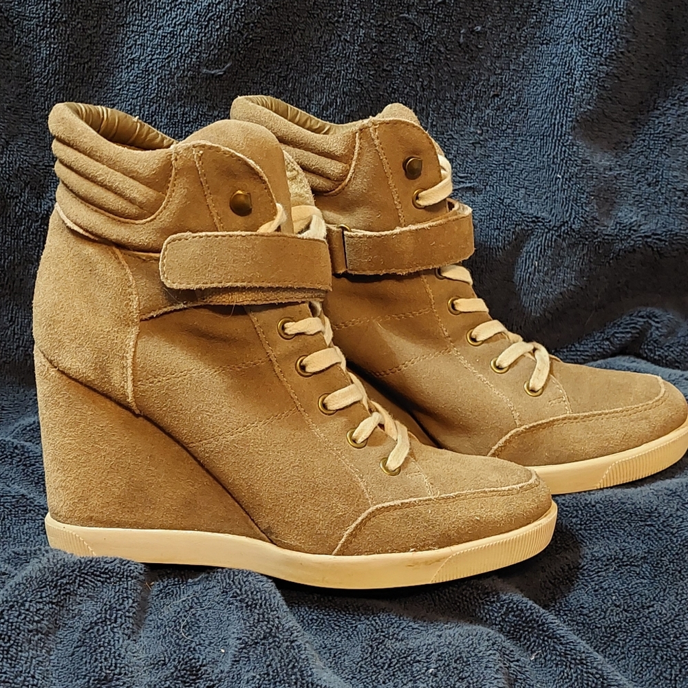 Steve Madden wedge heel ankle boots